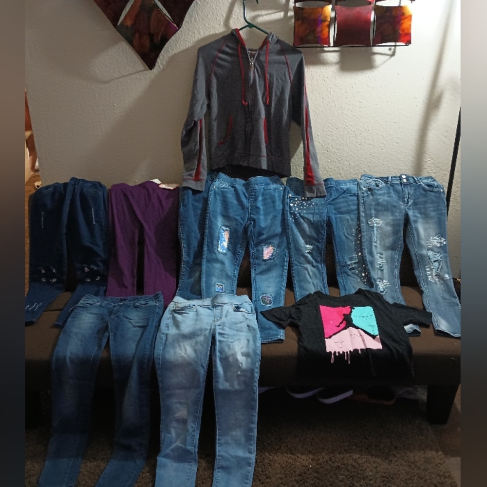 Girls bundle - Picture 9 of 12
